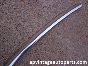 1977 Mercury Cougar windshield molding