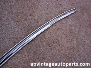 1977 Mercury Cougar windshield molding