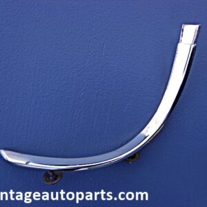 1960 Oldsmobile dash corner trim molding