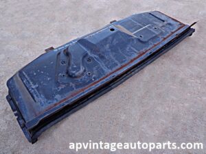 1963 Mercury MONTEREY Breezeway back window housing