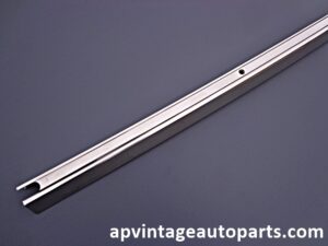 1967 Ford Ranchero rear upper roof bed molding