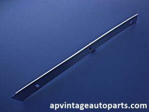 1968 Cadillac 4 dr hardtop C post filler molding
