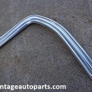 1969 Chevrolet wagon tail light molding