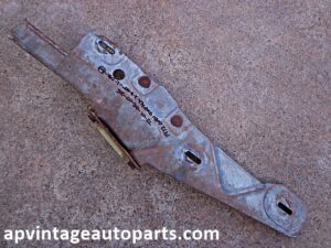 1972 Chevrolet Impala 2 dr hardtop LH door window guide mount track