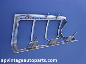 1975 Ford LTD tail light