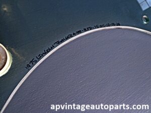 1975 Lincoln Town Car door window glass