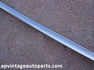 1958 Ford Fairlane rear door molding