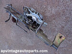 1961 Ford Thunderbird door latch