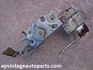 1961 Ford Thunderbird door latch