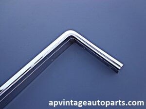 1973 Oldsmobile grille molding