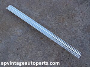 1975 Ford Gran Torino tail panel lower molding