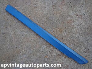 1970 Ford Torino sedan post molding