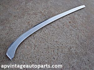 1970 Ford Torino sedan rear window molding LH