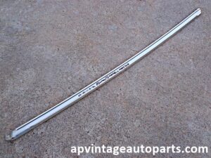 1979 Ford Thunderbird windshield molding