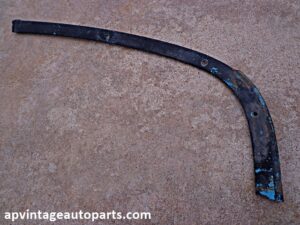 1958 Ford Fairlane interior windshield dash garnish