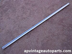 1961 Ford Galxie quarter panel molding