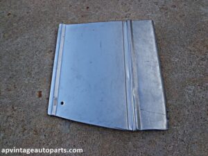 1980 Pontiac Bonneville fender molding