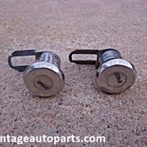 1965 Pontiac Bonneville door lock