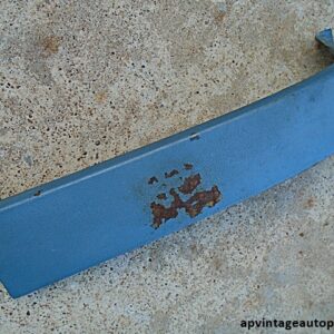 1967-1968 Chevrolet Impala fastback rear seat filler