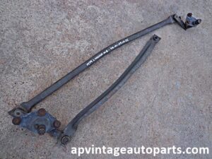 1979 Lincoln Mark V wiper linkage transmission drive assembly