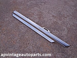 1965 Pontiac 2 dr HT vent window