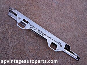 1965 Pontiac 2 dr HT vent window molding