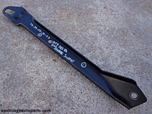 1973 Oldsmobile fender brace