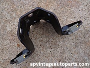 1973 Oldsmobile steering column bracket