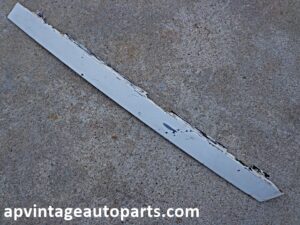 1968 Ford Thunderbird windshield exterior A-pillar post trim