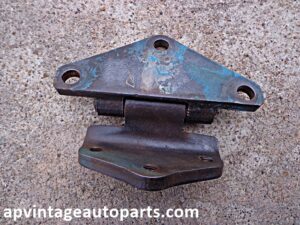 1958 Ford Fairlane door hinge