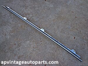 1974 Mercury Cougar XR7 vinyl roof LH beltline molding