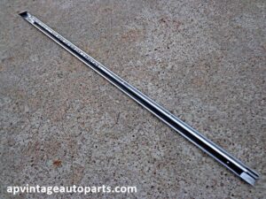 1962 Mercury Meteor windshield molding LH