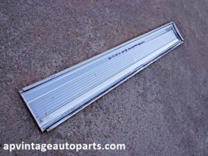 1964 Ford Galaxie 500 LH rear tail panel molding trim