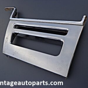 1976 Lincoln cornering light lower fender bezel trim