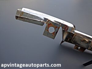 1974-1976 Lincoln Continental lower front fender cornering light bezel RH