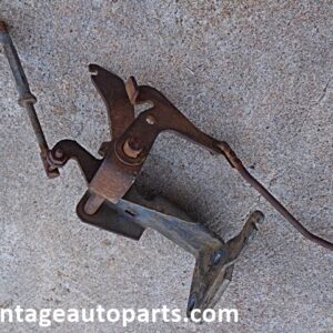 1965 Ford 289 V8 throttle linkage