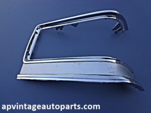 1976 Cadillac corner side marker lamp bezel RH