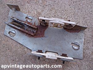 1974 1976 Ford Torino window track guide