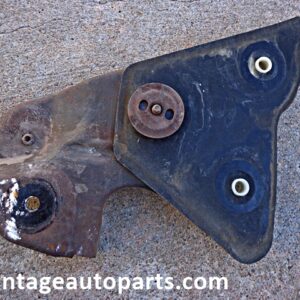 1972 Mercury Cougar quesrt window mount bracket