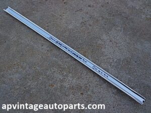 1970 Mercury Monterey rear window lower deck line molding LH