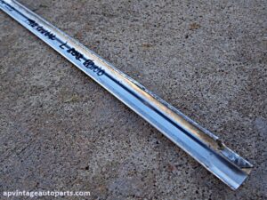 1974 Mercury Cougar rear window trim LH